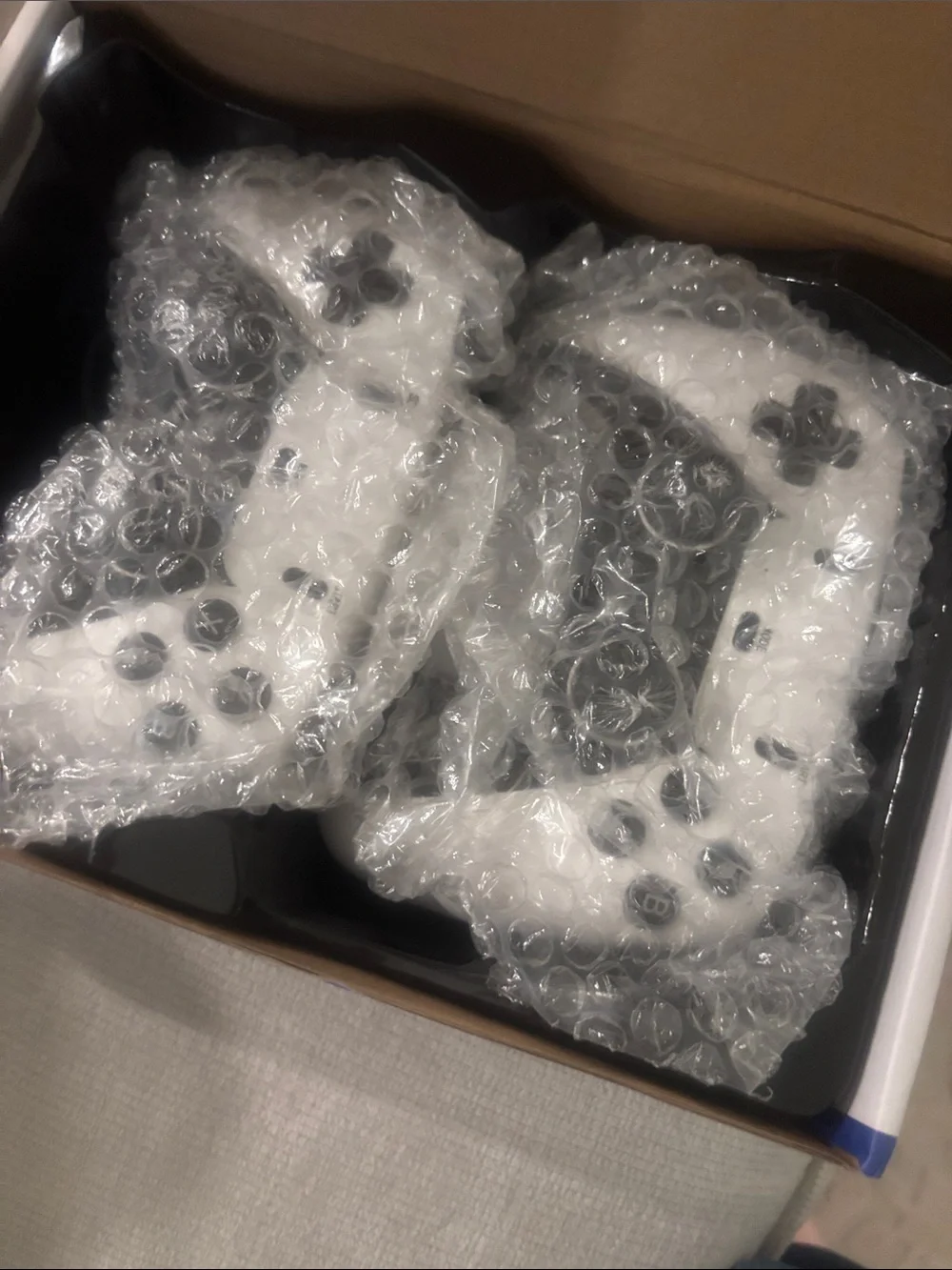 Wireless 2.4G White Gaming Controller and Console Set